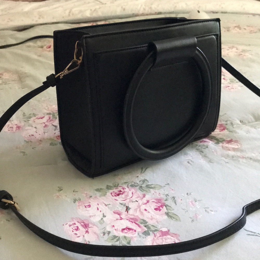 Black Crossbody/Handbag